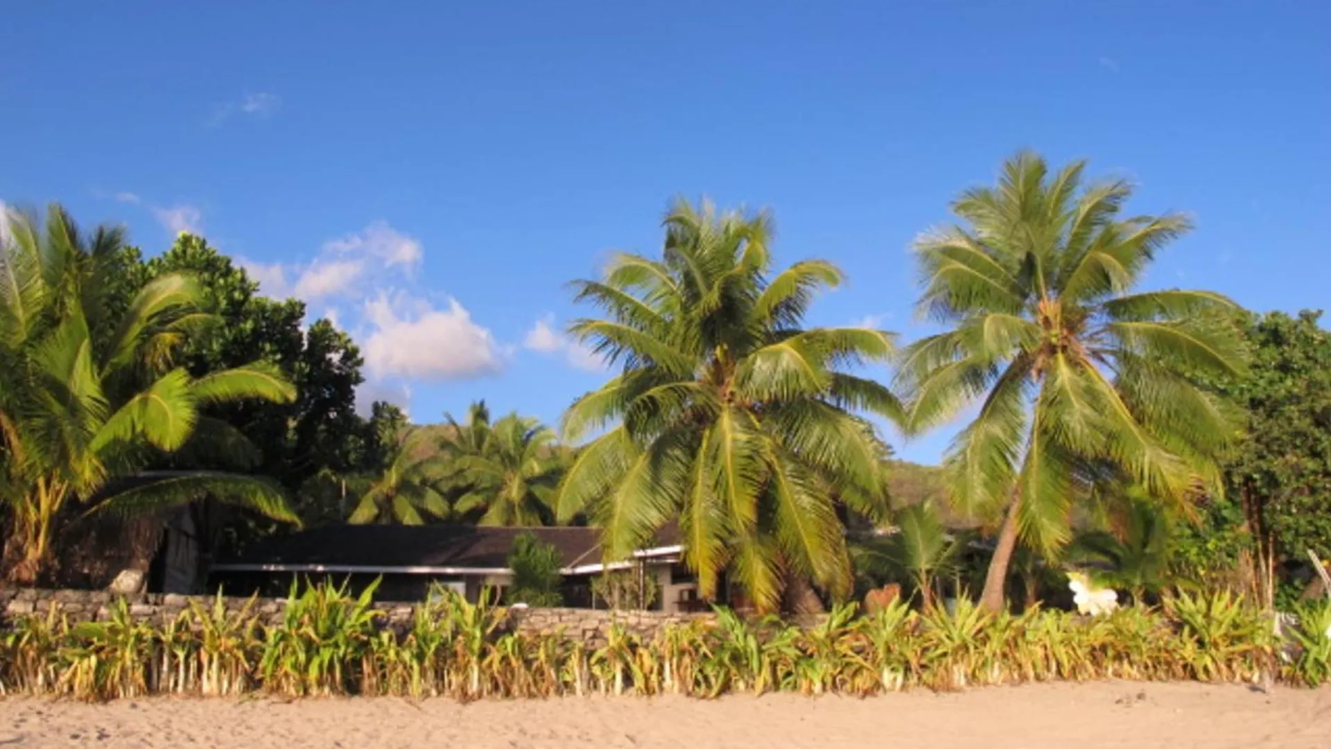 Дом отдыха Pae Miti Beach House - White Sand Beach - Tahiti - 7 People Пунаауйя Французская Полинезия