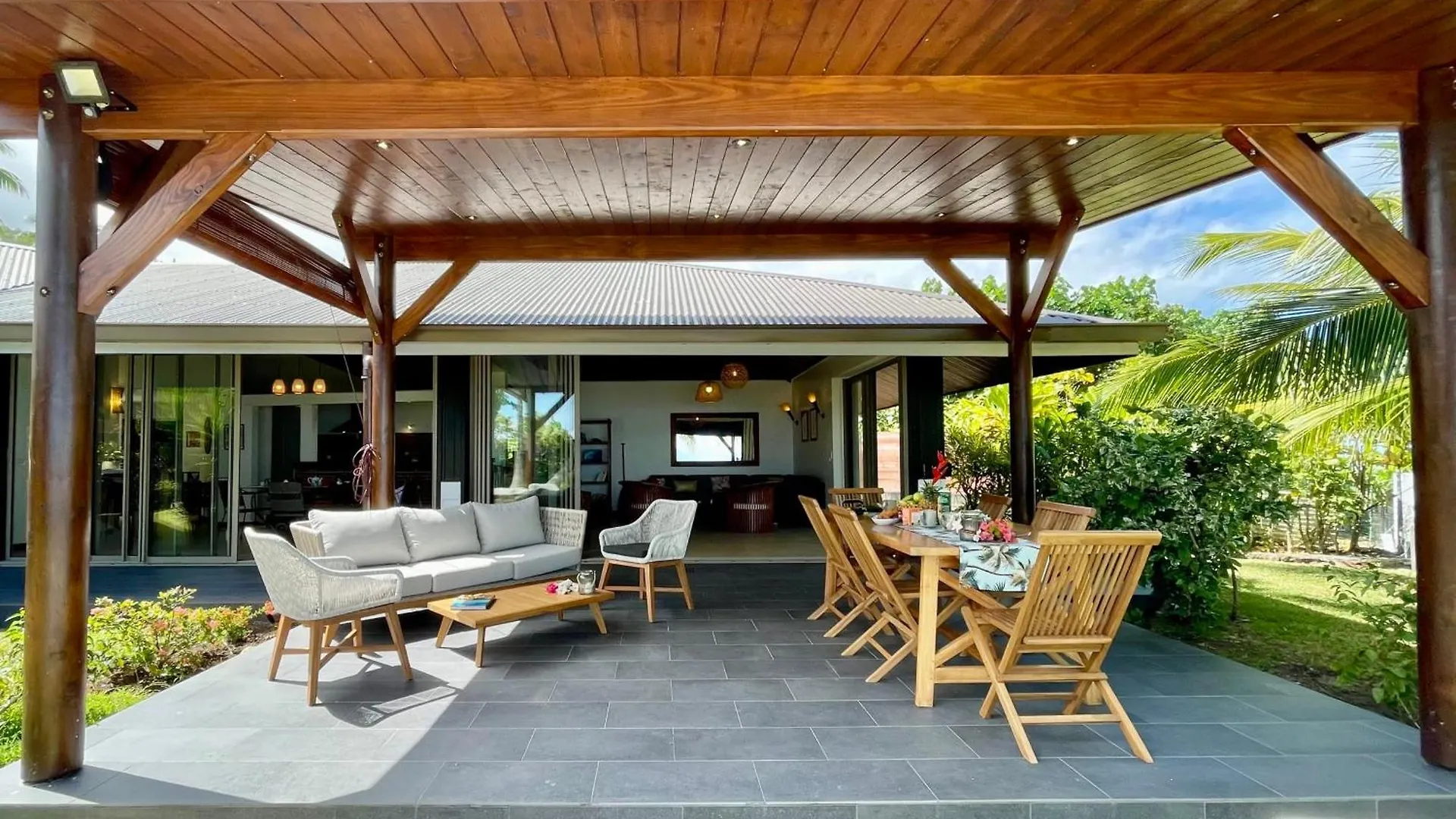 Дом отдыха Pae Miti Beach House - White Sand Beach - Tahiti - 7 People Пунаауйя