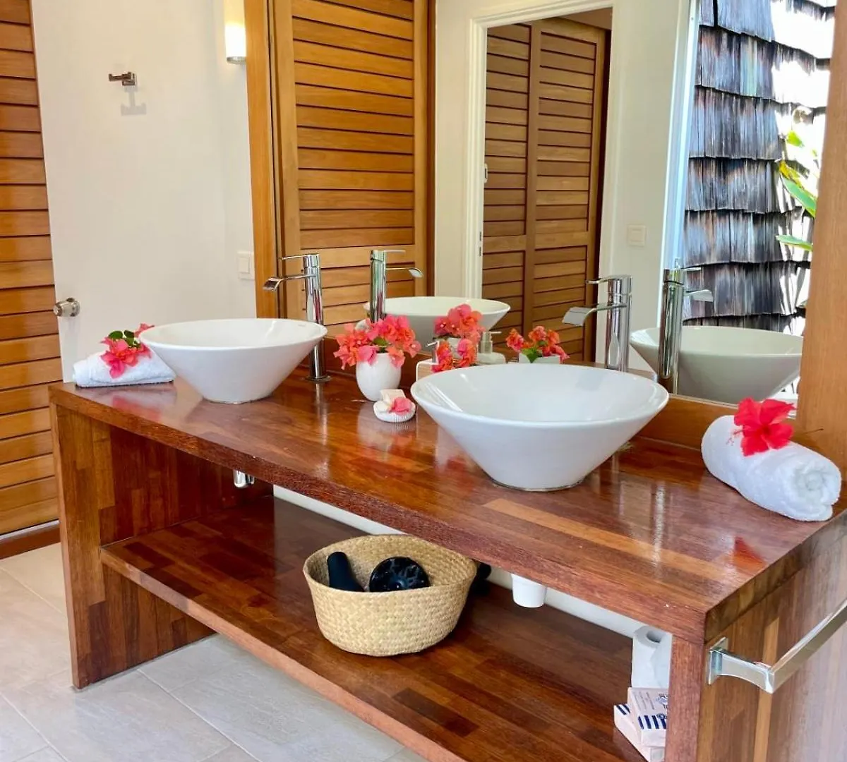 Pae Miti Beach House - White Sand Beach - Tahiti - 7 People Пунаауйя 0*,