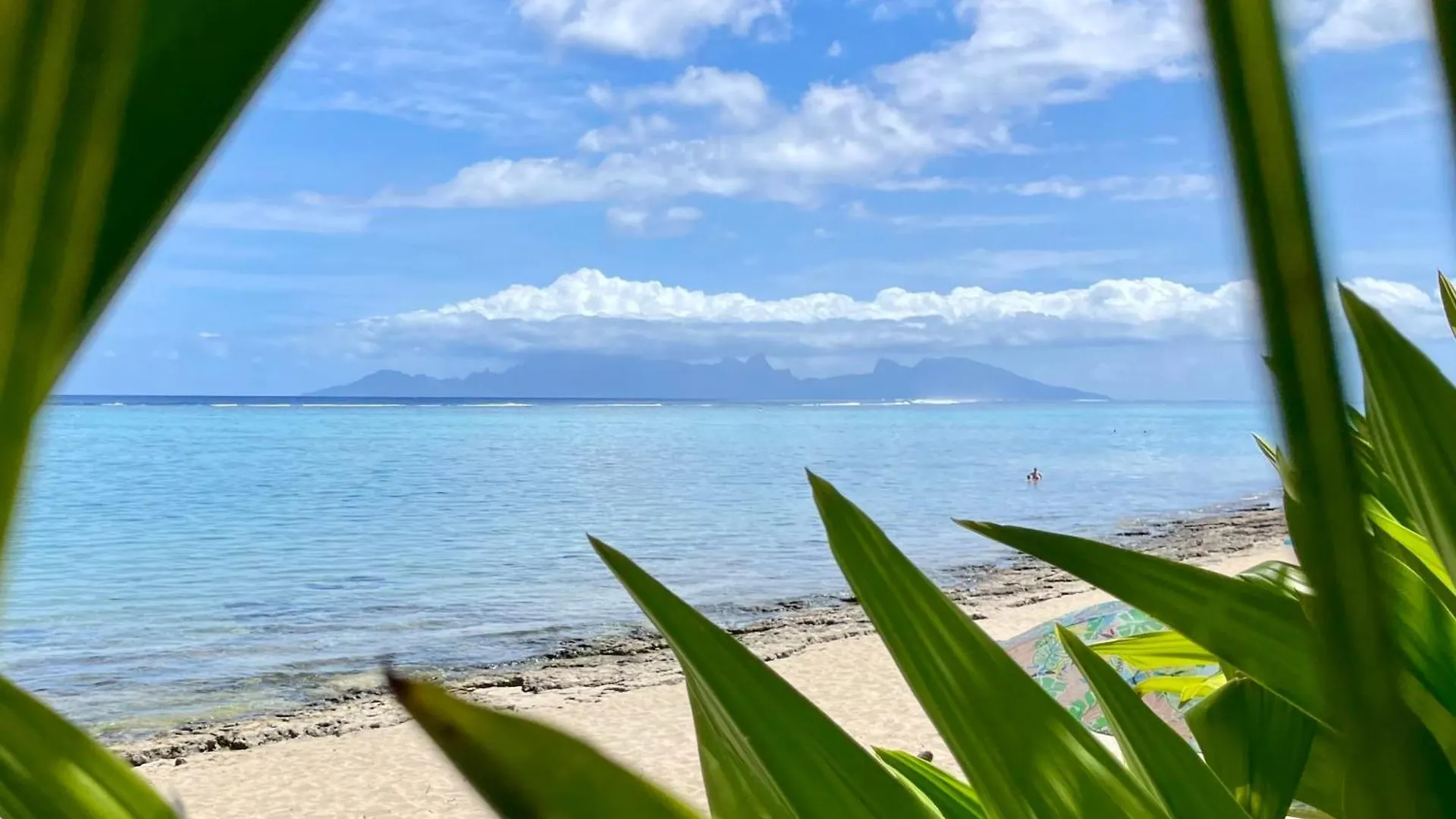 Pae Miti Beach House - White Sand Beach - Tahiti - 7 People Punaauia  French Polynesia