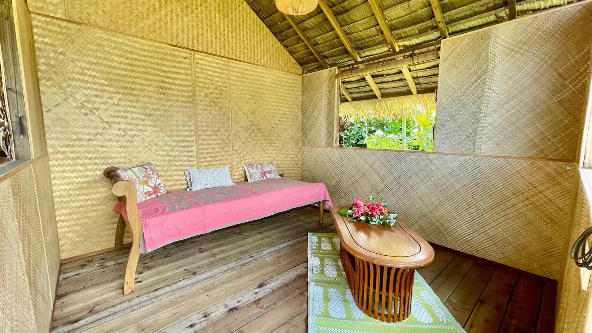 Pae Miti Beach House - White Sand Beach - Tahiti - 7 People Пунаауйя Дом отдыха