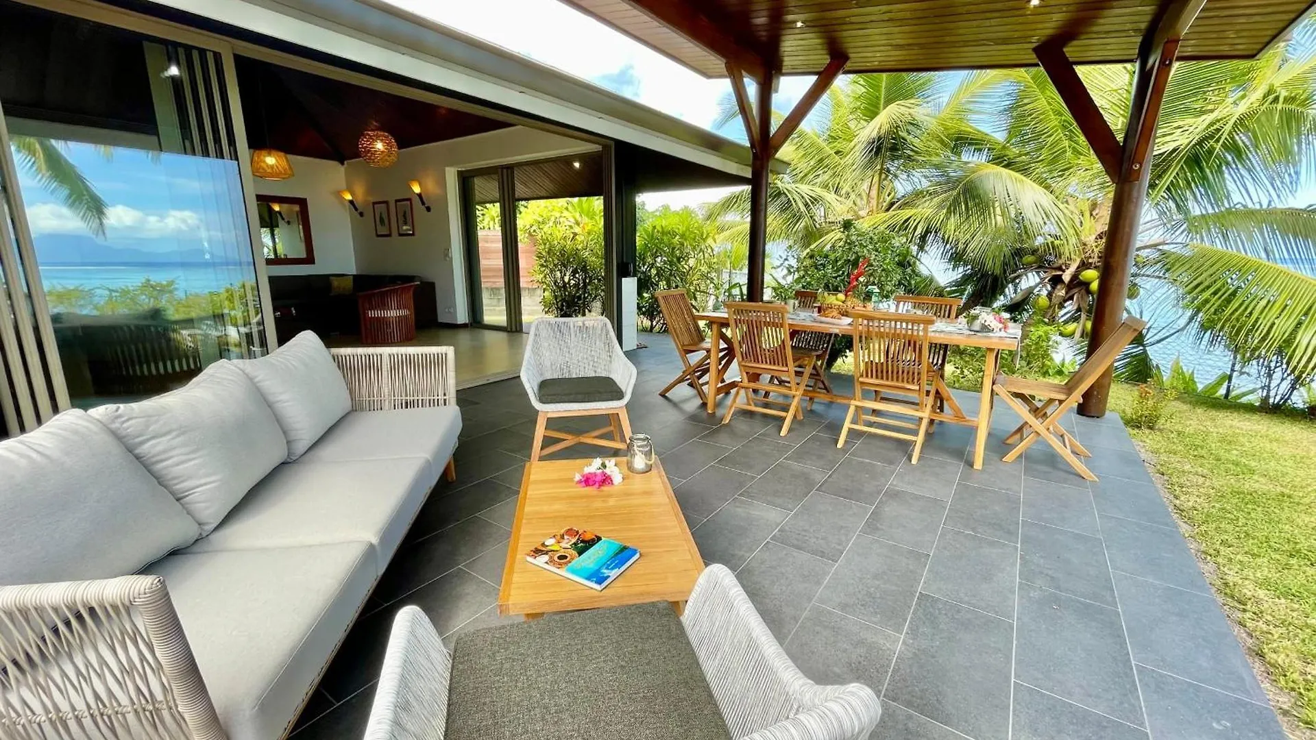 Pae Miti Beach House - White Sand Beach - Tahiti - 7 People Punaauia  Holiday home Punaauia (Tahiti)
