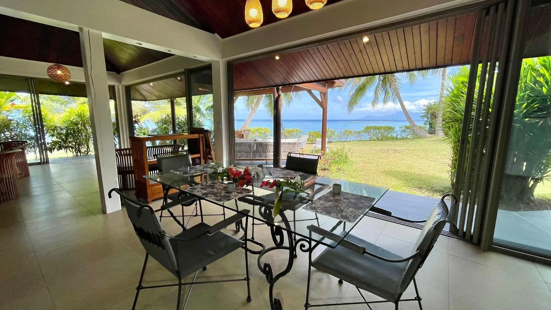 Pae Miti Beach House - White Sand Beach - Tahiti - 7 People Punaauia  Punaauia (Tahiti)
